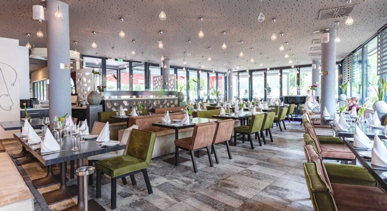 Restaurant Finest Lezzet in Düsseldorf als stilvolle Eventlocation mit mediterranen Spezialitäten, ideal für Feiern und Catering.